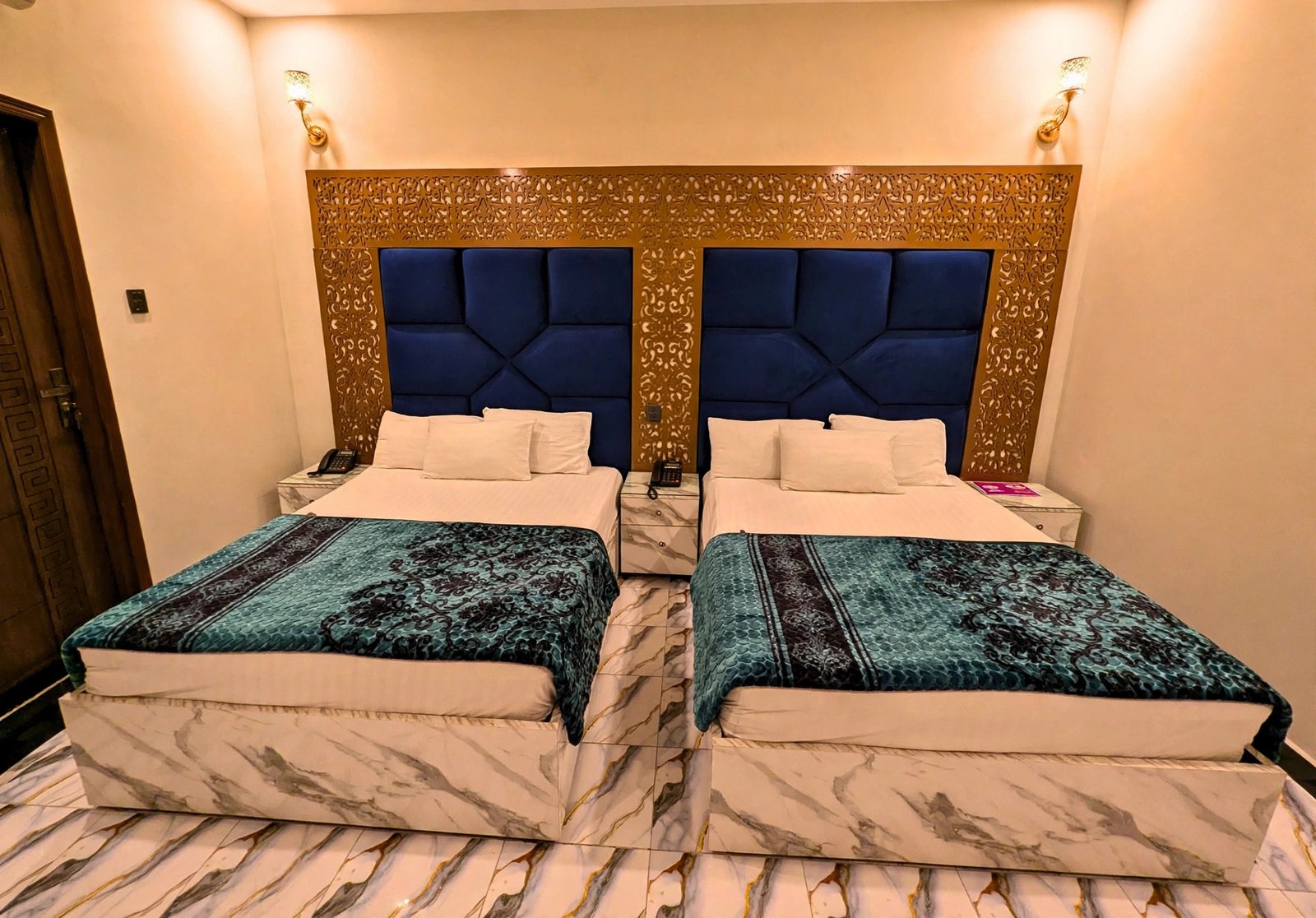 Twin Room with two single beds at Dove Inn Executive Hotel